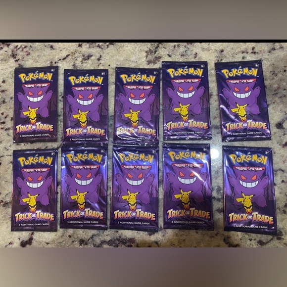 Pokémon Halloween Trick or Trade Card Booster Packs!!
10/3pk cards - Picture 1 of 1